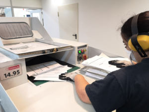 Destrucció certificada de documents confidencials Recollida i destrucció oficial de documents i arxius