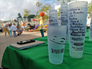 Servei integral de lloguer de vaixelles reutilitzables Lloguer de vaixelles reutilitzables