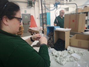 Servei de manipulats i muntatges al maresme Servei de manipulats i muntatges al maresme