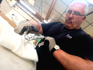 Servei de manipulats i muntatges Servei de manipulats i muntatges