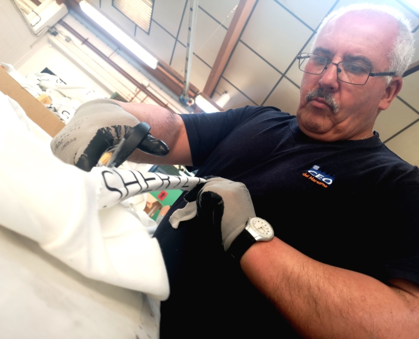 Servei de manipulats i muntatges Servei de manipulats i muntatges